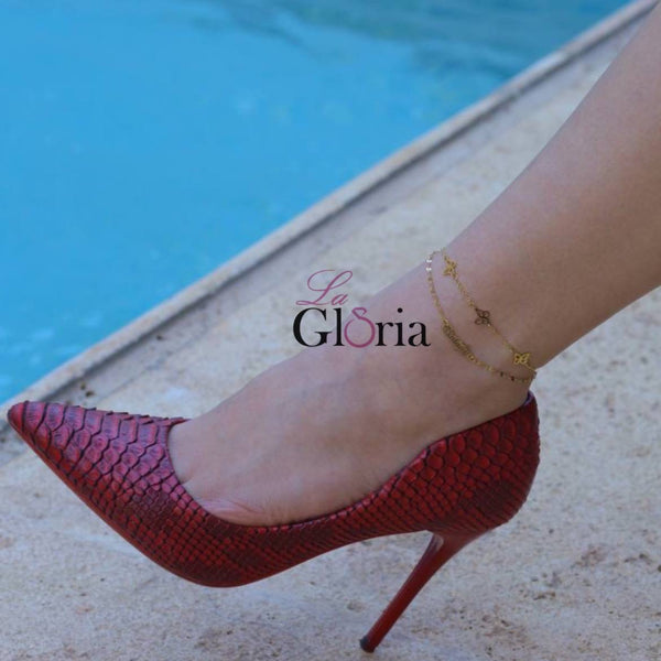 خلخال ذهبي مزين بفراشات