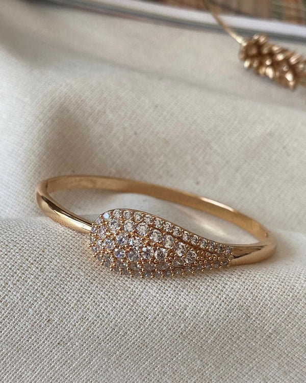 سوار دمعة ألماس