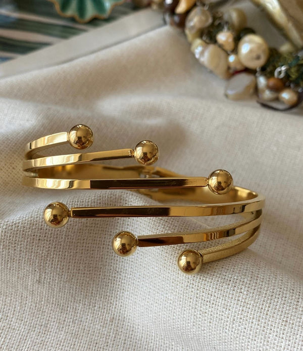 سوار كرات ذهبي