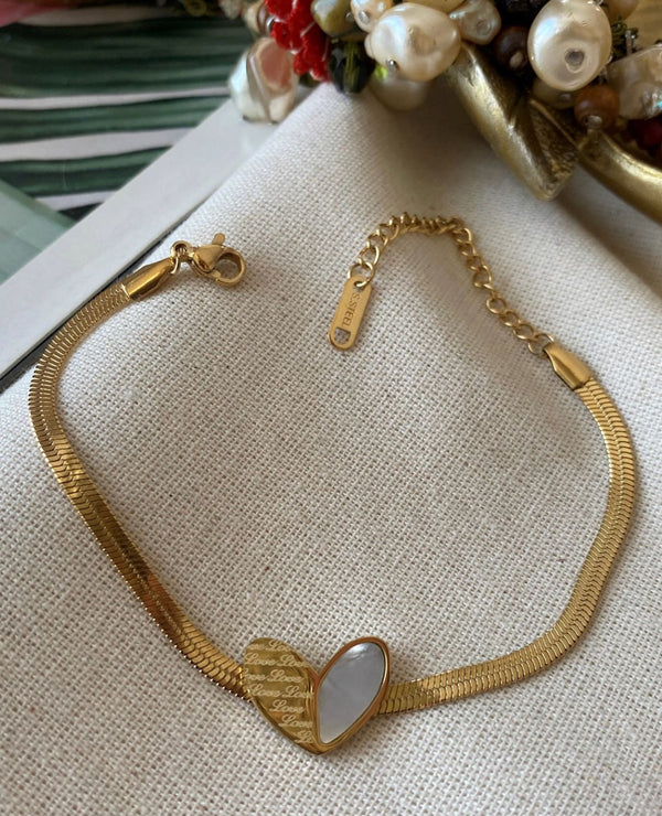 سوار قلب ذهبي