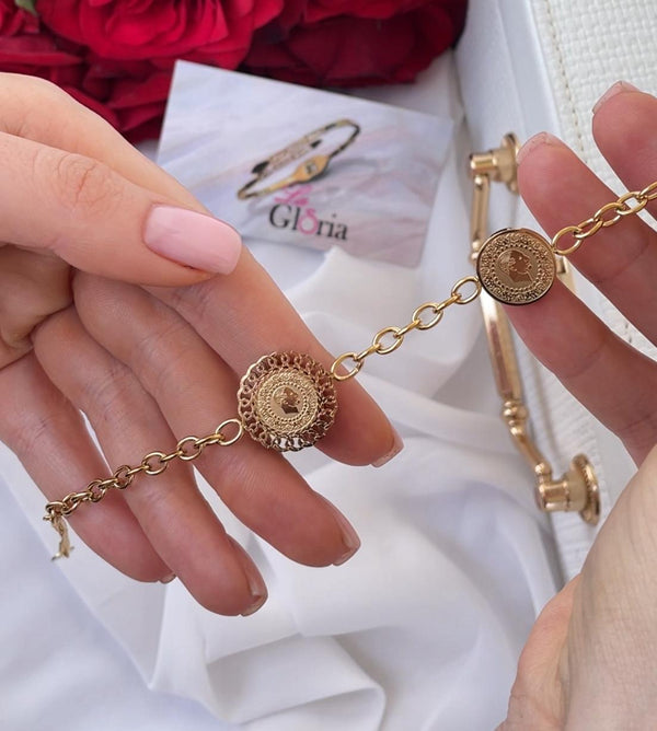 سوار الليرات الذهبية