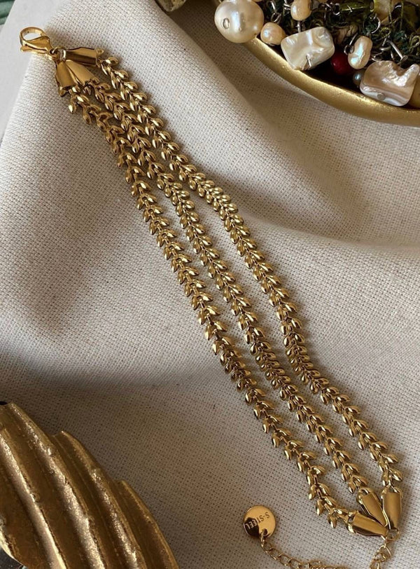 سوار شجر الذهب