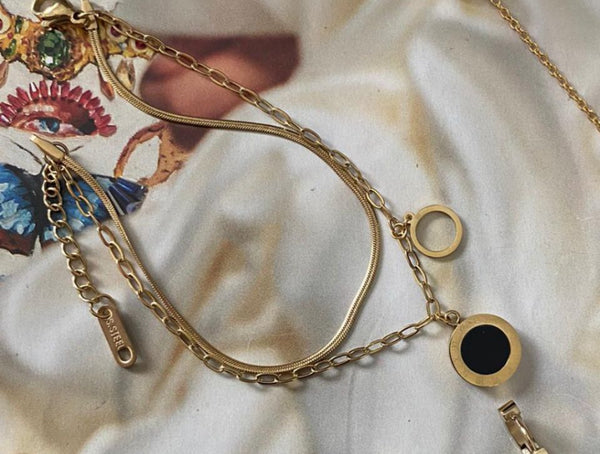 سوار دائري أسود