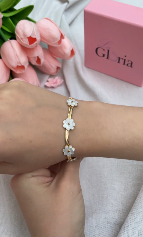 سوار الزهور الأبيض