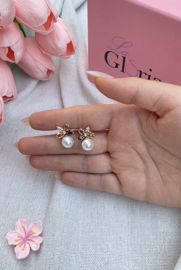 حلق الالماسة السوداء واللؤلؤ