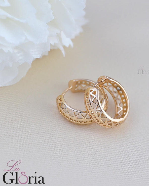 حلق هوب منقوش صغير