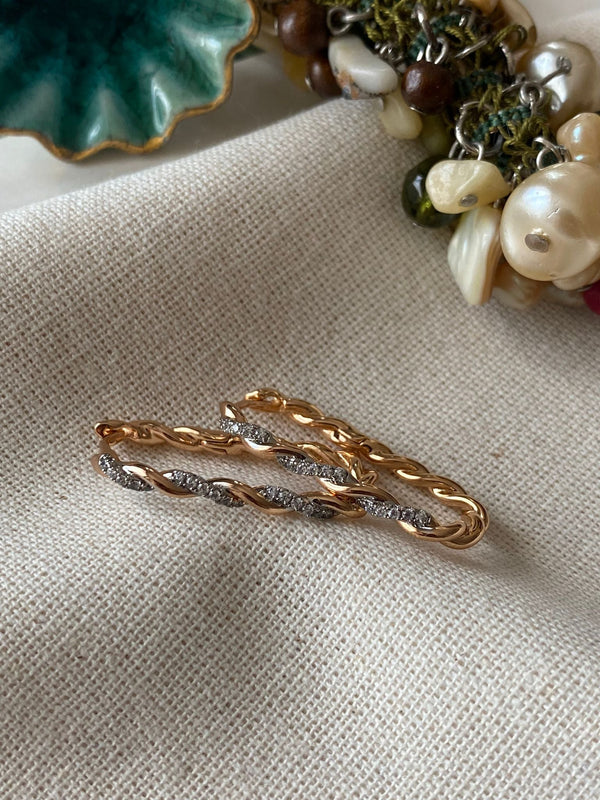 حلق دائري ملتف براق