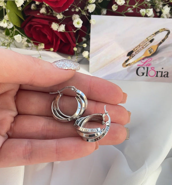 حلق فضي ثلاثي الأبعاد