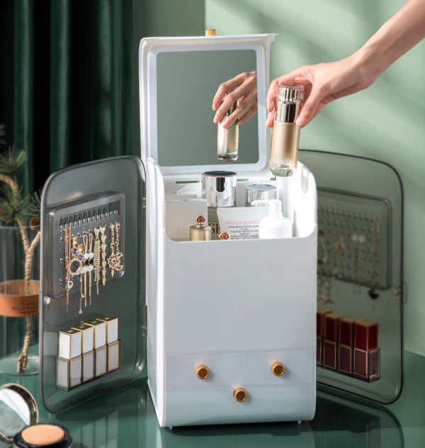 بوكس المكياج الأبيض العصري