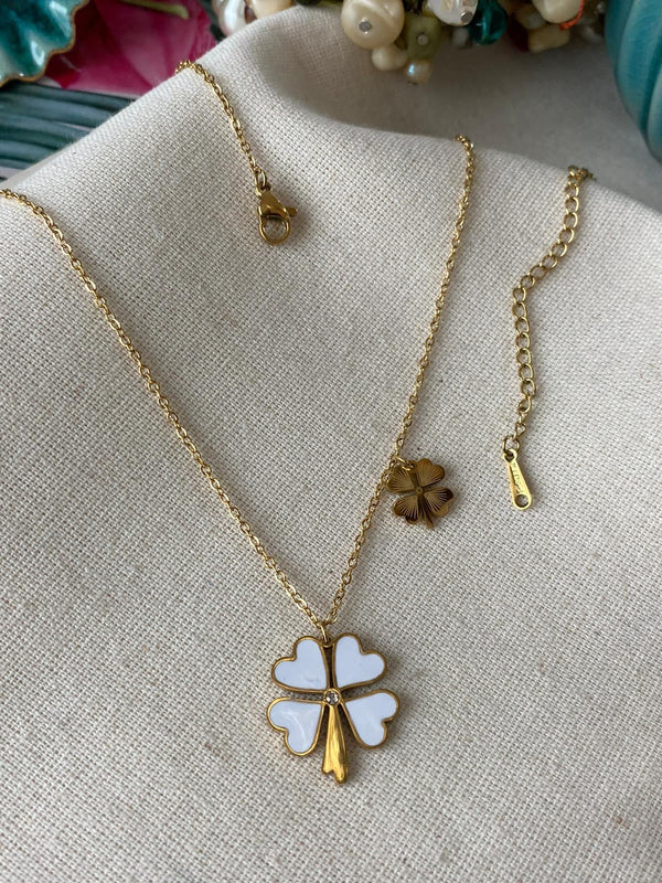 سنسال ورقة رباعية