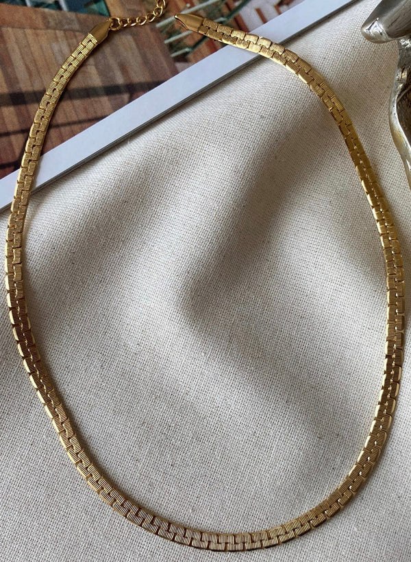 سنسال ذهبي سنيك