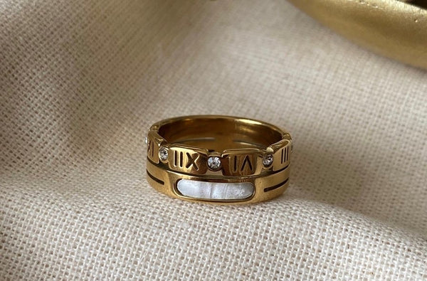 خاتم روماني ذهبي