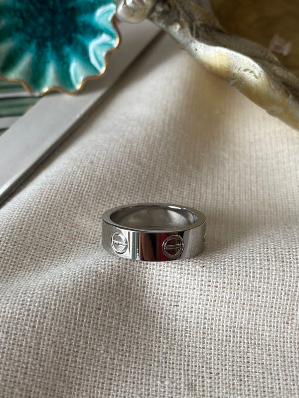 خاتم كارتير فضي