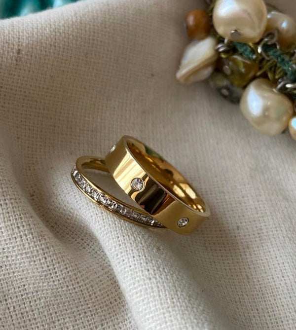 خاتم ذهبي مرصع