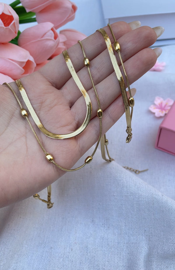 طقم حبات الزيتون