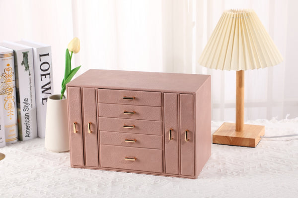 صندوق المجوهرات الوردي الفاخر