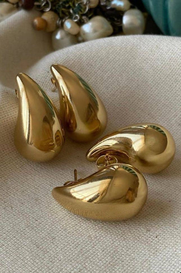 حلق قطرة ذهبية