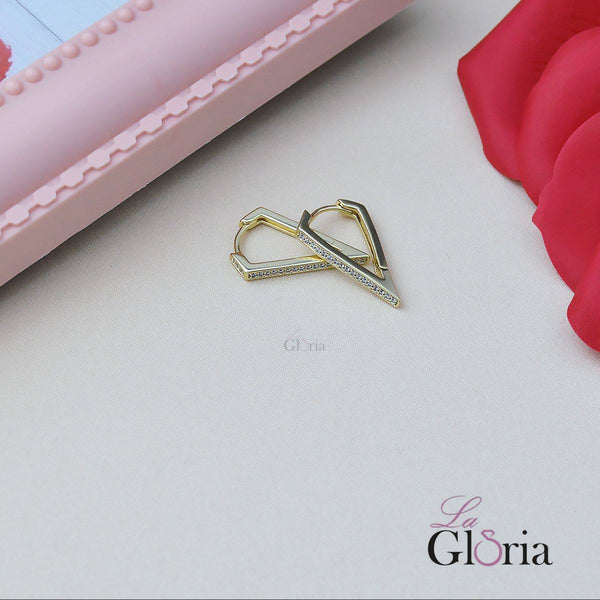 حلق مثلث مرصع