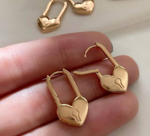 حلق قفل قلب