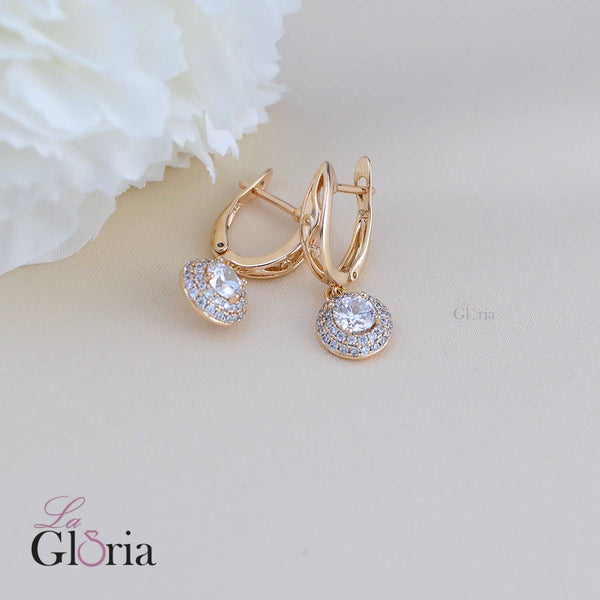 حلق ذهبي مستدير